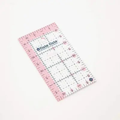 Lori Holt Cute Cuts™ Ruler 2 1/2’’ x 4 501406