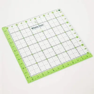 Lori Holt Cute Cuts™ Ruler 6 1/2’’ x 997208